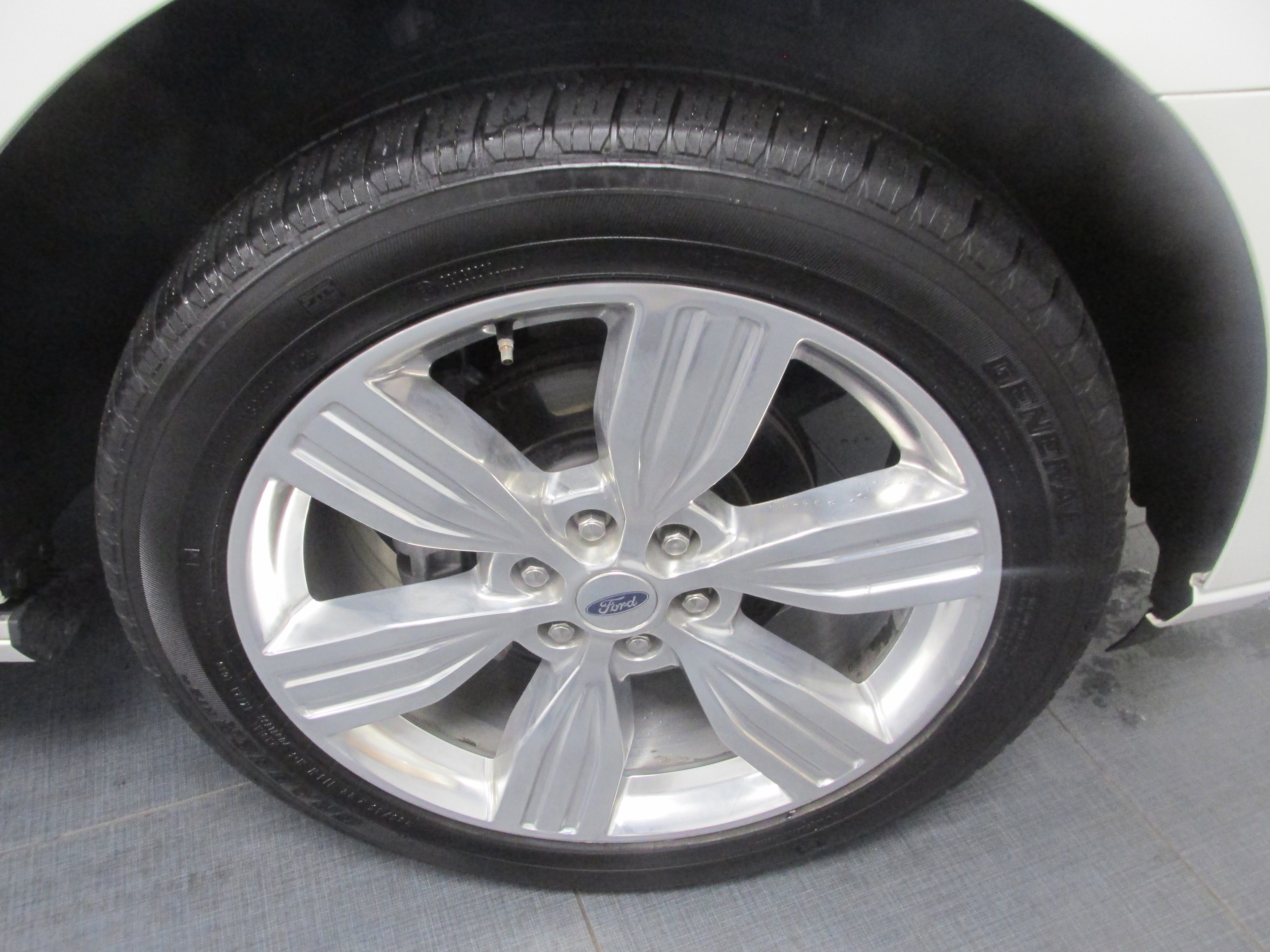 Used 2023 Ford Expedition Platinum image 15