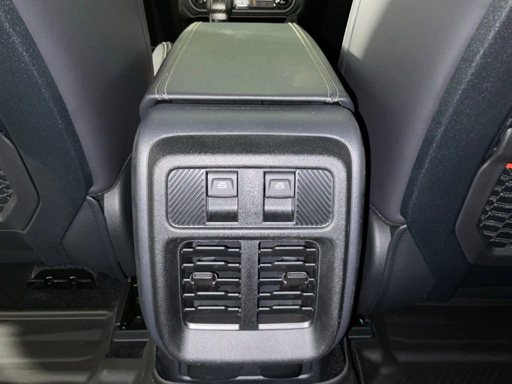 New 2026 Ford Bronco Raptor AWD/4WD image 17