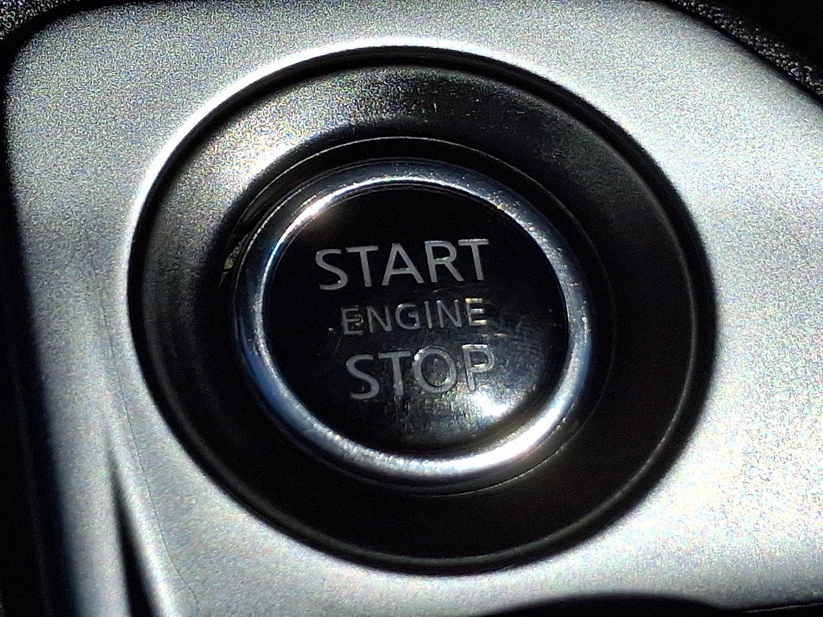 Used 2022 Nissan Sentra SR w/ SR Premium Package FWD image 22