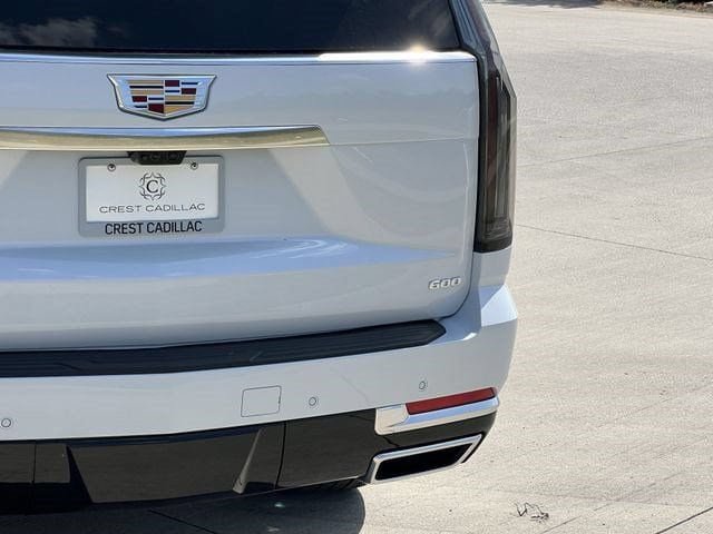 New 2026 Cadillac Escalade ESV Platinum Luxury AWD/4WD image 7
