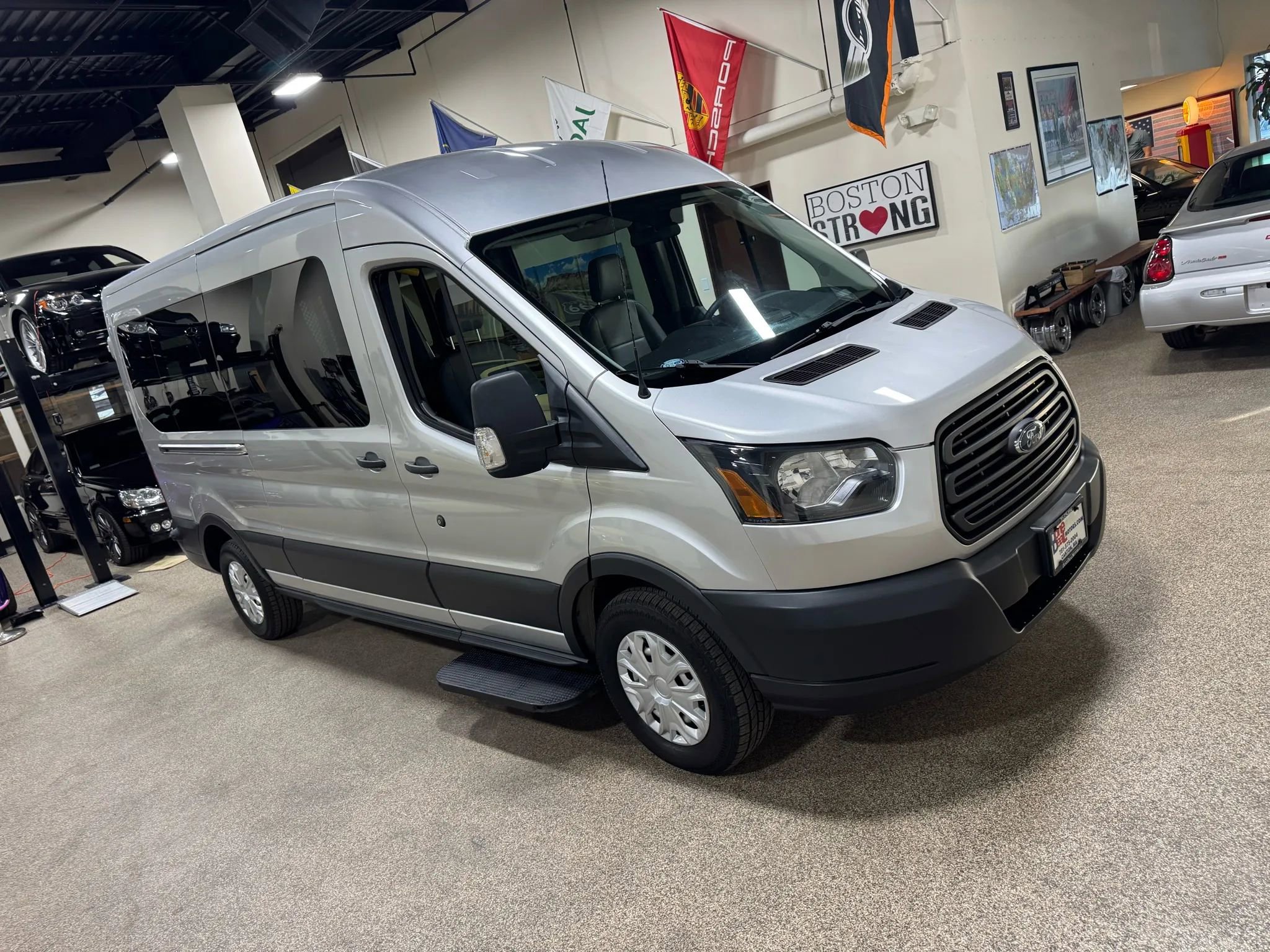Used 2015 Ford Transit 350 148 Medium Roof image 12