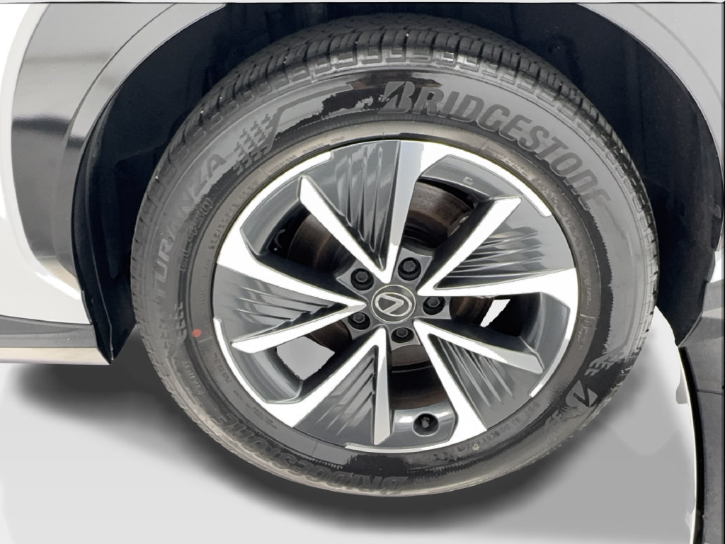 Used 2024 Lexus RZ 300e Premium FWD image 14