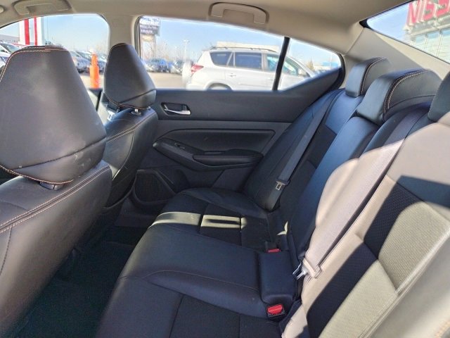 Used 2022 Nissan Altima 2.5 SR image 9