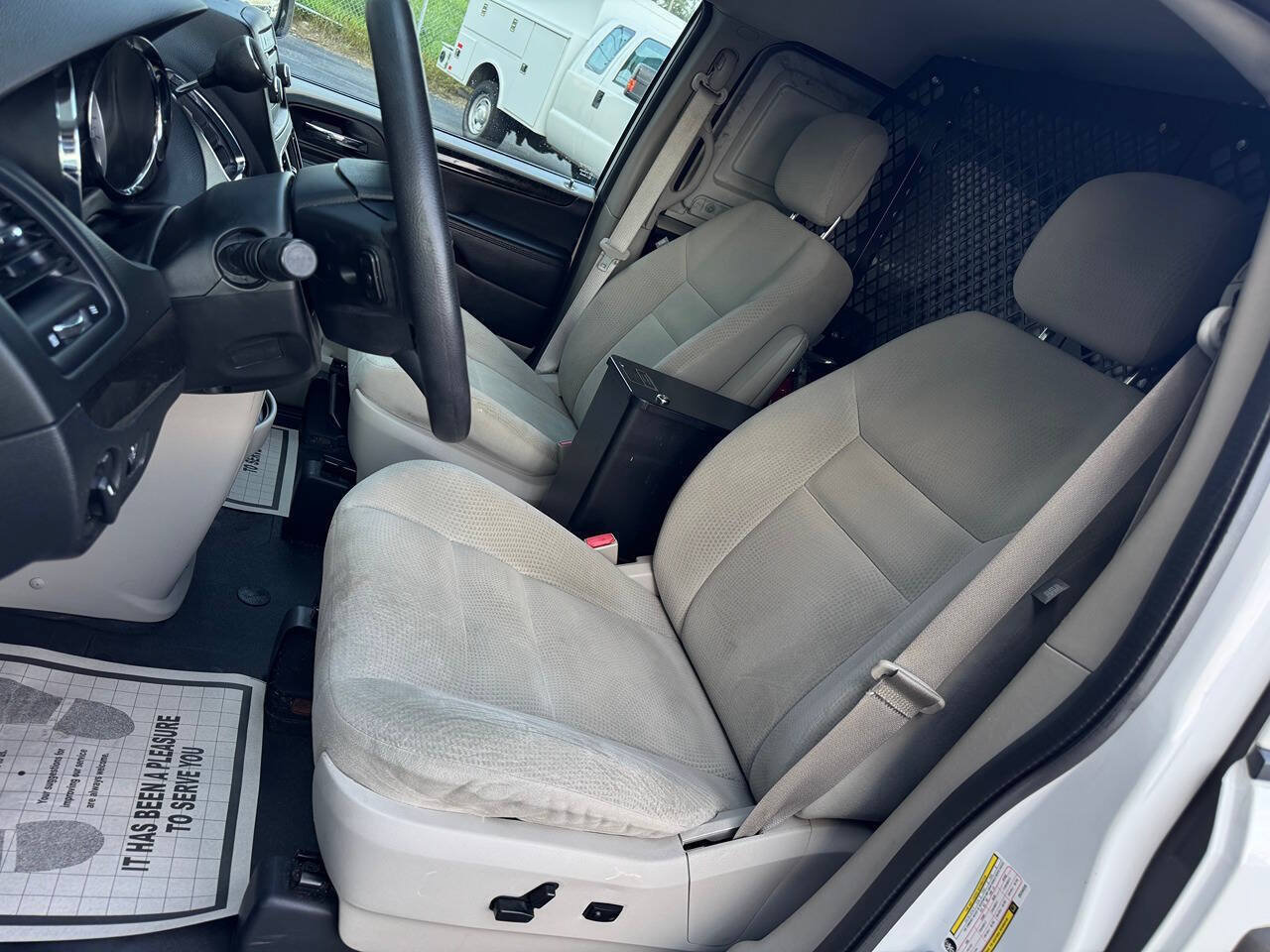Used 2014 RAM C/V Tradesman FWD image 8