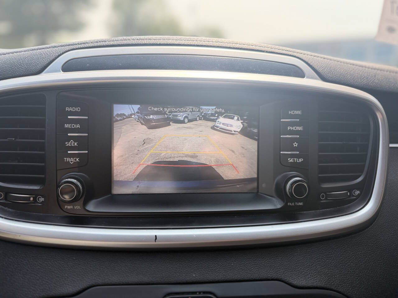 Used 2020 Kia Sorento L FWD image 16
