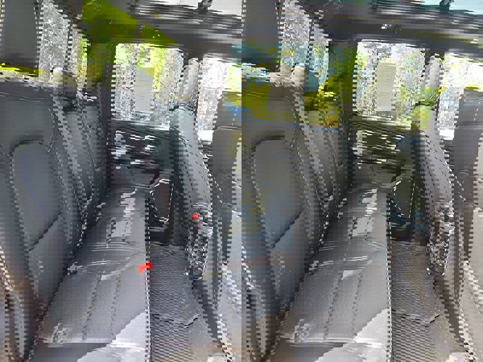 Used 2023 RAM 1500 Laramie AWD/4WD image 17