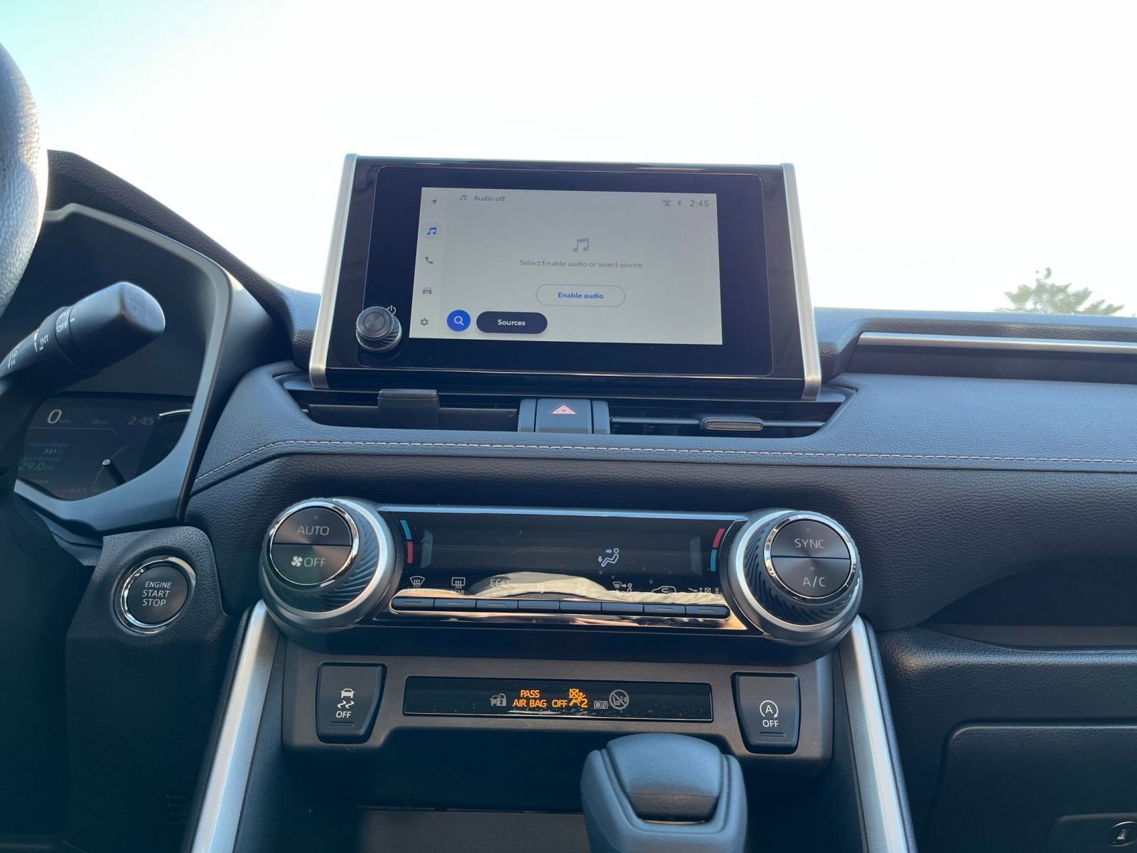 Used 2025 Toyota RAV4 XLE w/ Convenience Package image 21