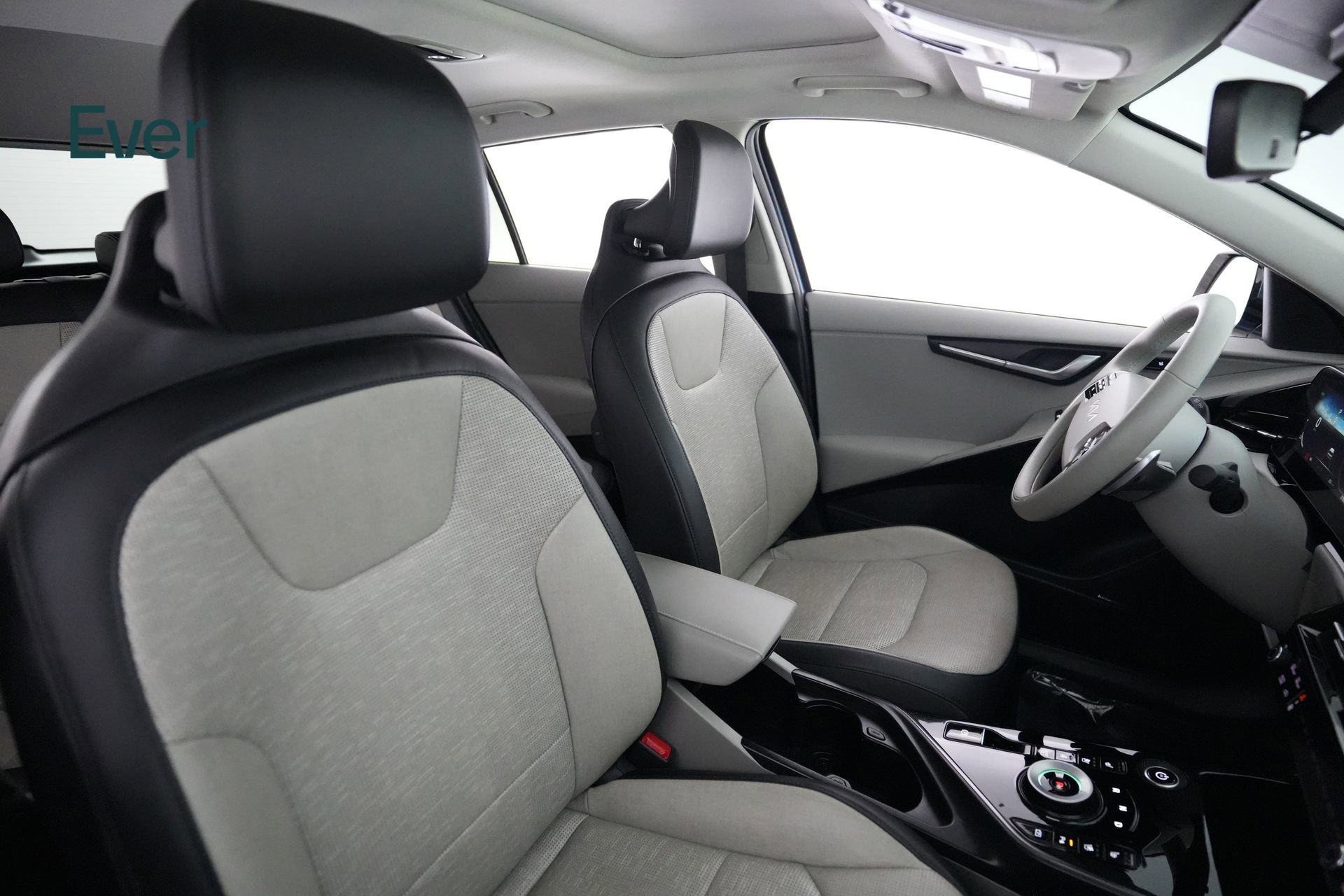 Used 2023 Kia Niro Wave w/ Wave Preserve Package FWD image 23