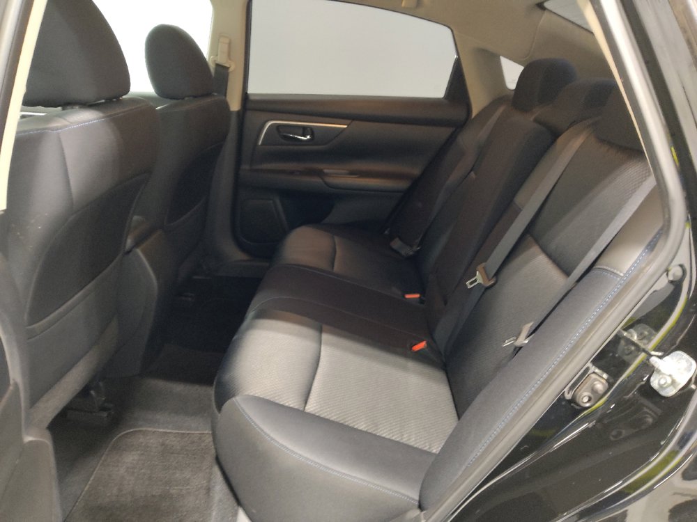 Used 2017 Nissan Altima 2.5 SR image 18