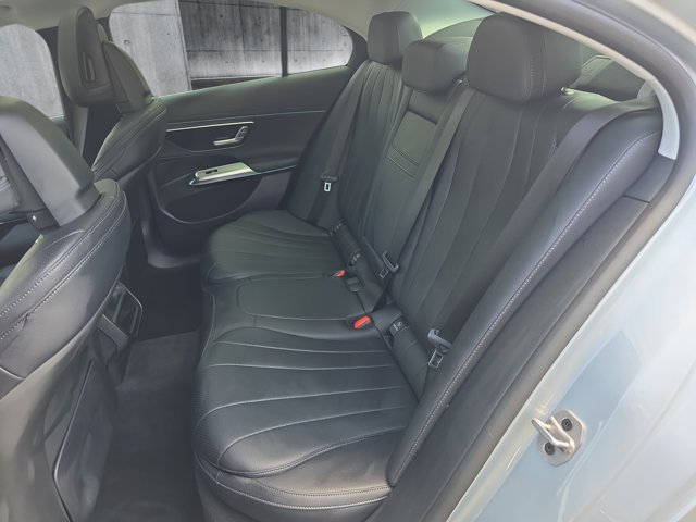 Used 2025 Mercedes-Benz E 450 4MATIC Sedan image 14