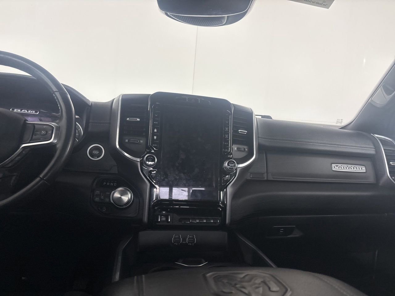 Used 2023 RAM 1500 Laramie AWD/4WD image 22