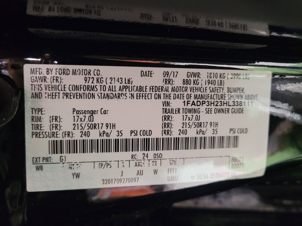 Used 2017 Ford Focus SEL image 33