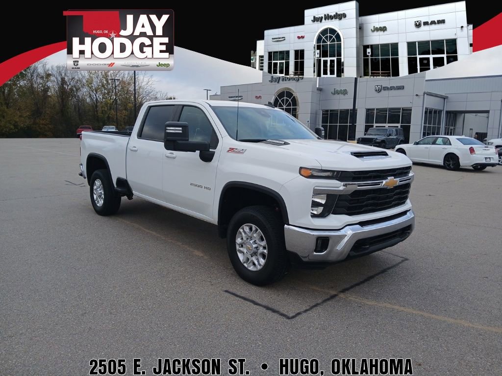 Used 2024 Chevrolet Silverado 2500 LT image 1