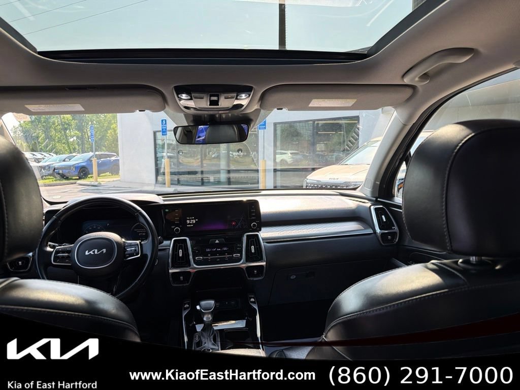 Certified 2023 Kia Sorento SX AWD/4WD image 22