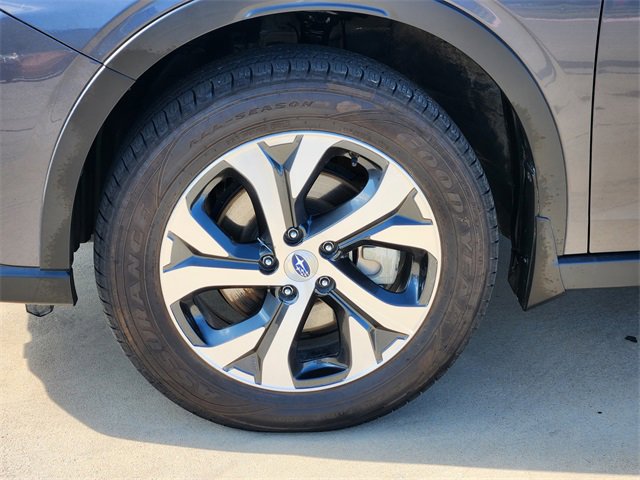 Used 2022 Subaru Outback Touring w/ Popular Package #2 image 12