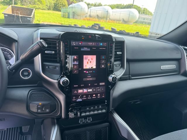 New 2026 RAM 3500 Big Horn AWD/4WD image 16
