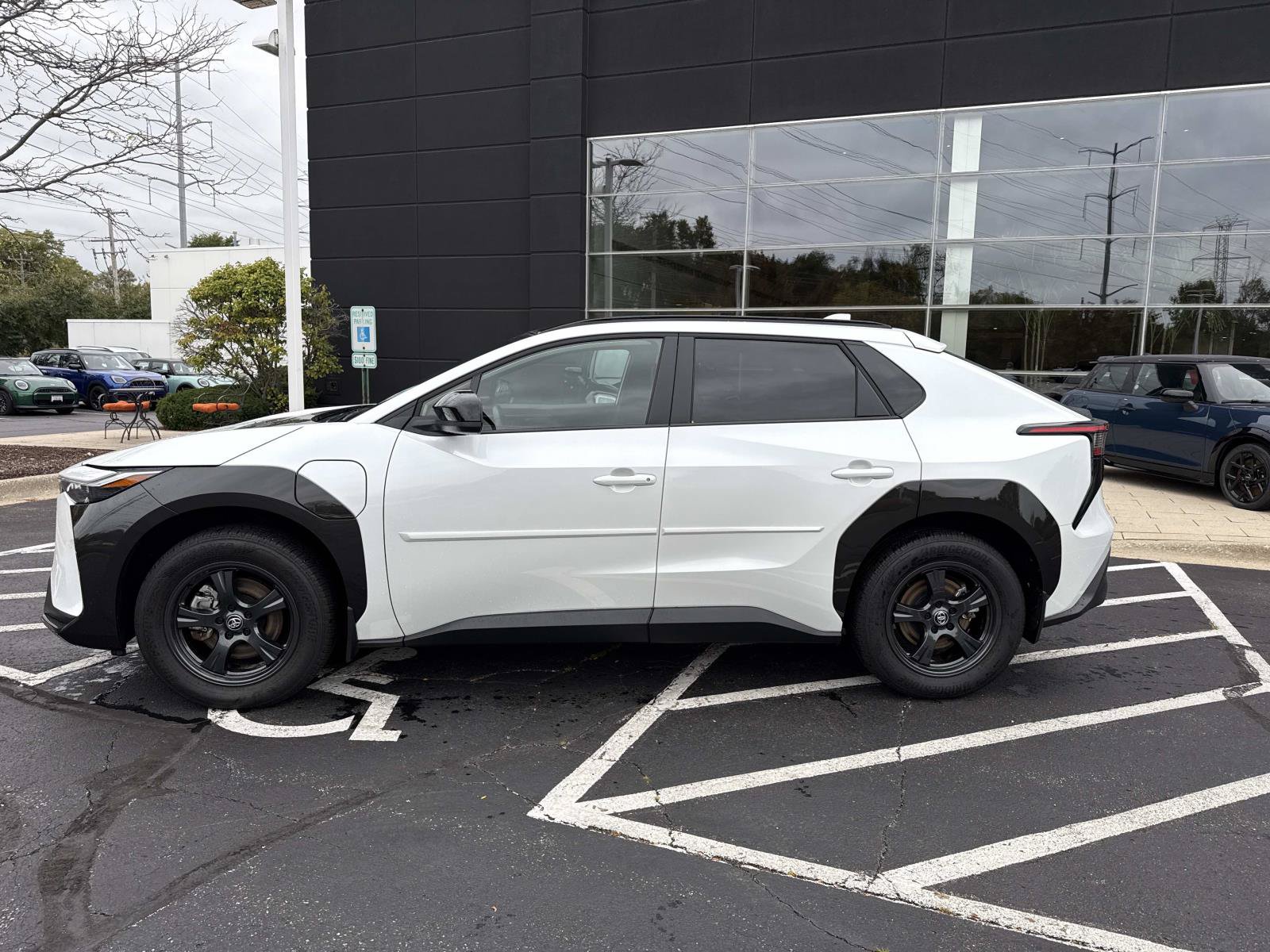 Used 2024 Toyota bZ4X AWD w/ Weather Package image 2