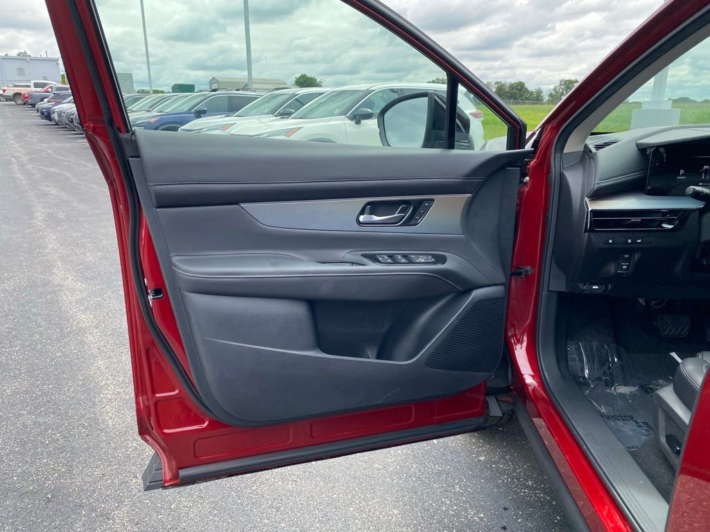 New 2025 Nissan Murano SL image 12