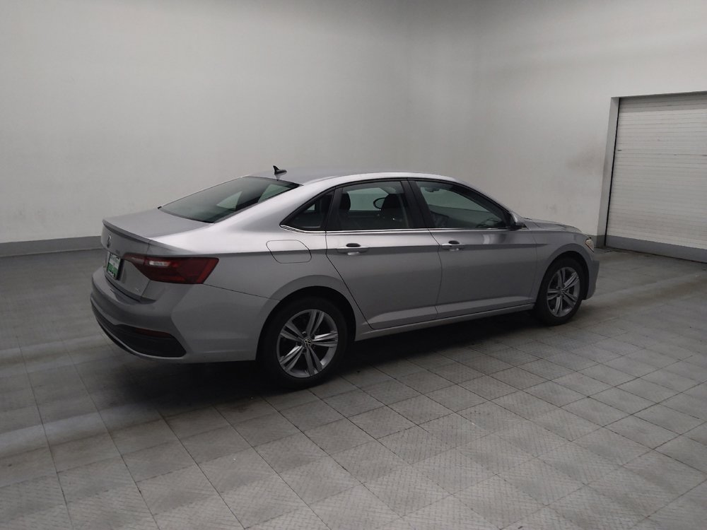 Used 2024 Volkswagen Jetta SE image 10