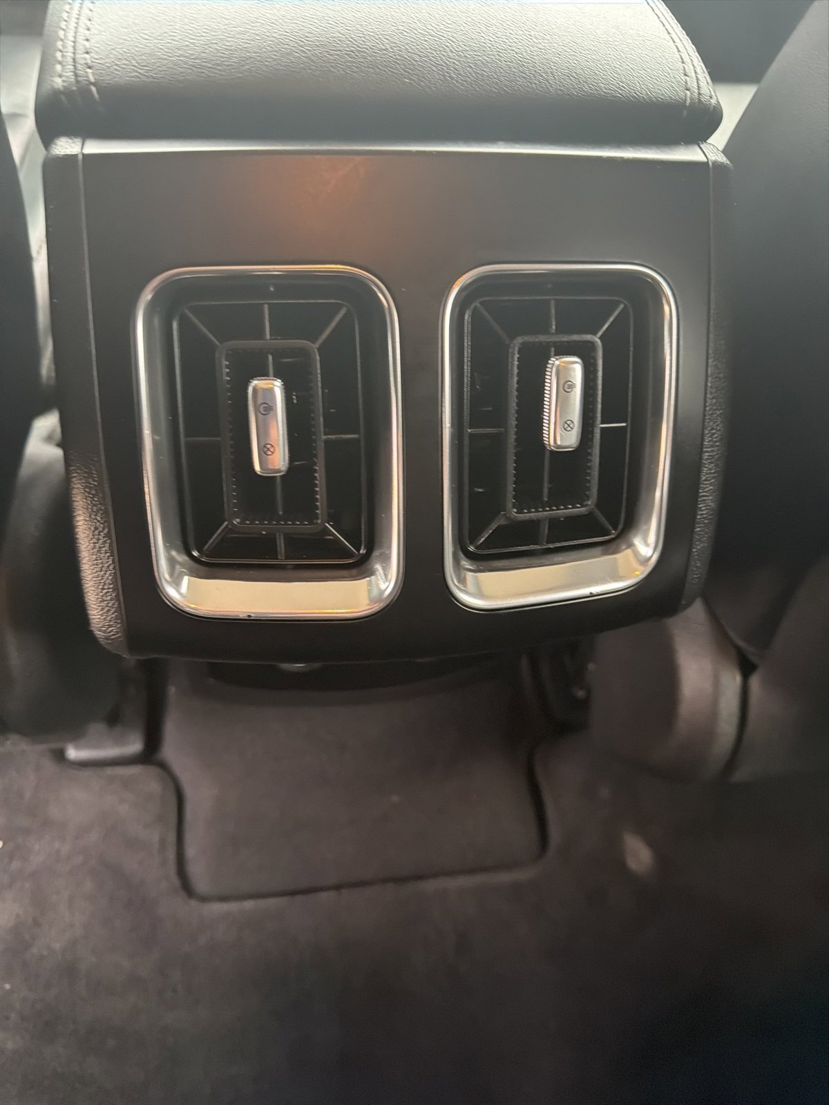 Used 2022 Kia Sorento S image 14