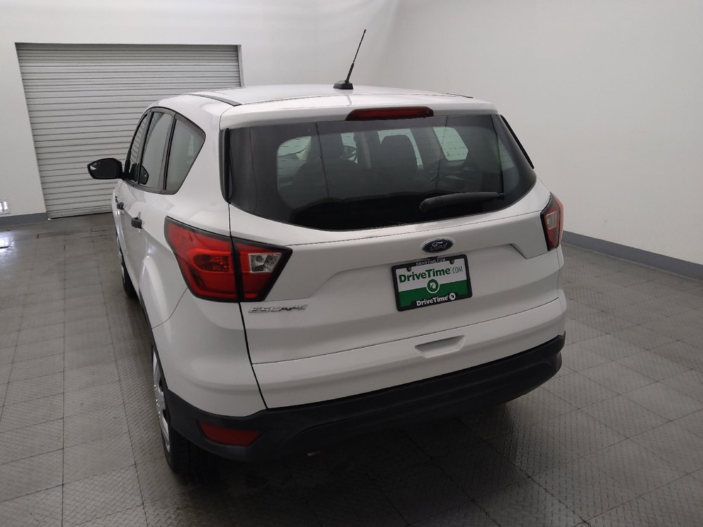 Used 2019 Ford Escape S FWD image 6
