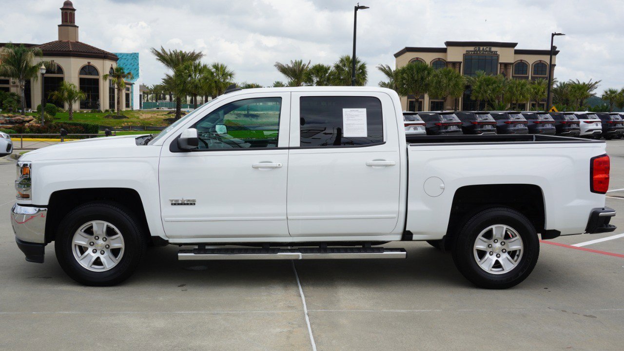 Used 2018 Chevrolet Silverado 1500 LT w/ Texas Edition RWD image 5
