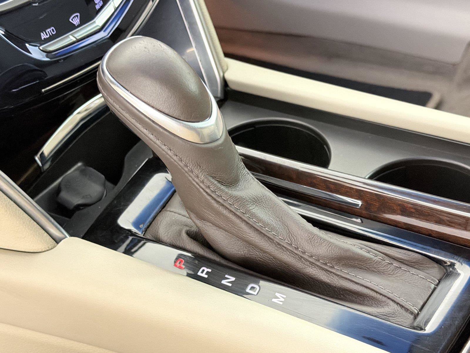 Certified 2014 Cadillac XTS FWD image 28