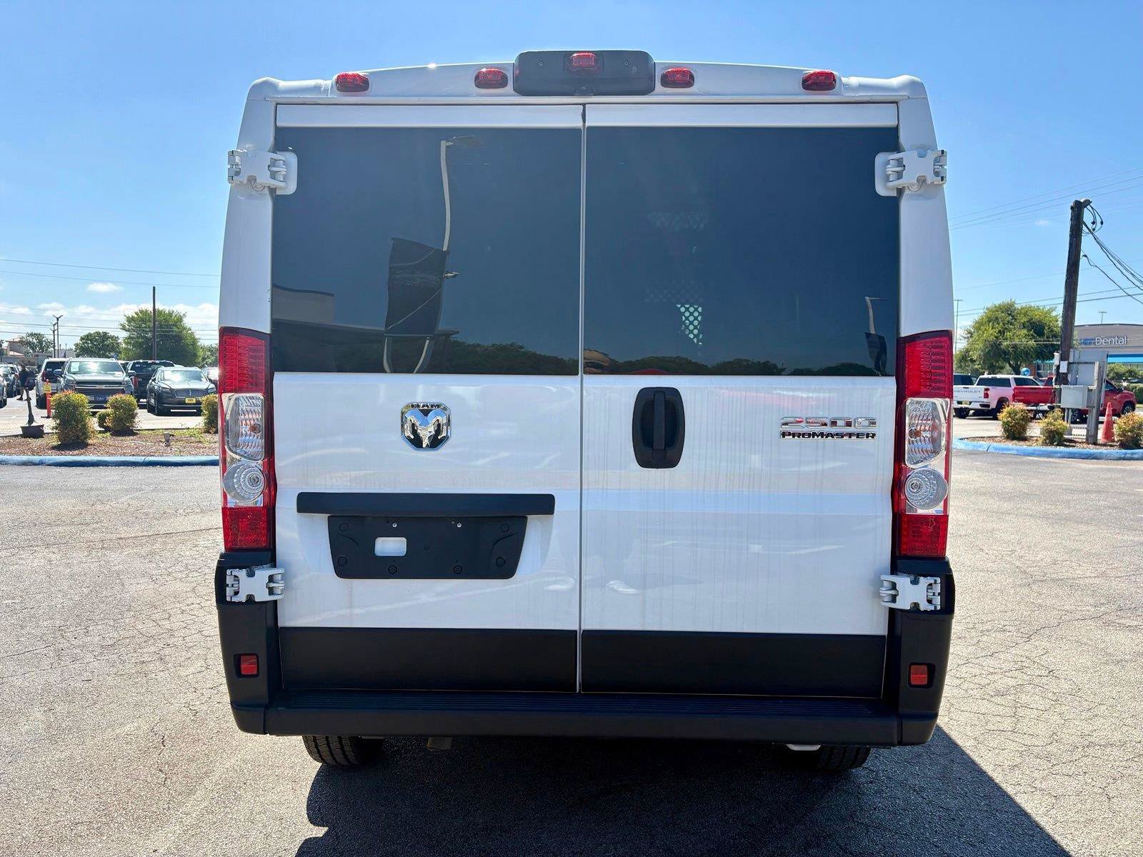 Used 2025 RAM ProMaster 2500 w/ U-Haul Equipment Group FWD image 6