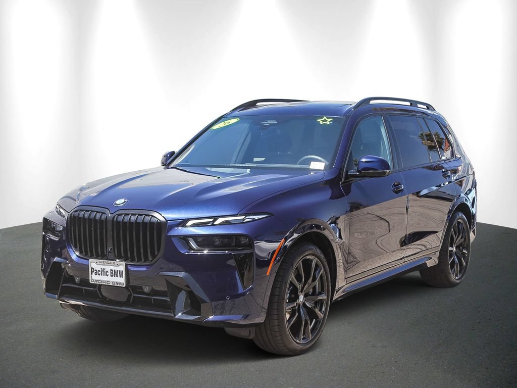 Used 2026 BMW X7 xDrive40i w/ M Sport Package AWD/4WD image 3