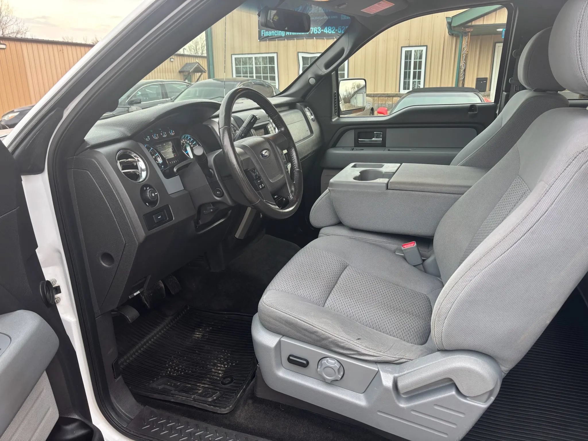 Used 2014 Ford F150 XLT w/ XLT Convenience Package AWD/4WD image 19
