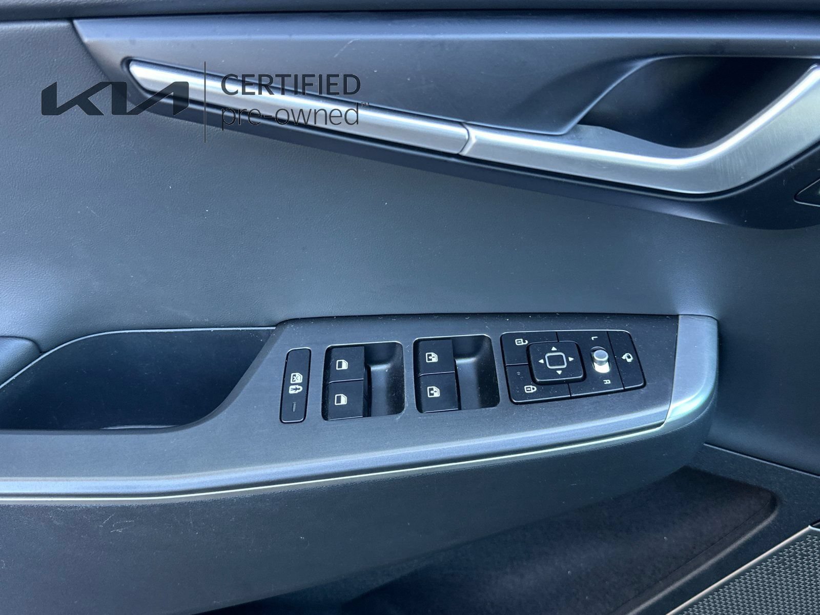 Certified 2023 Kia EV6 Wind AWD/4WD image 12