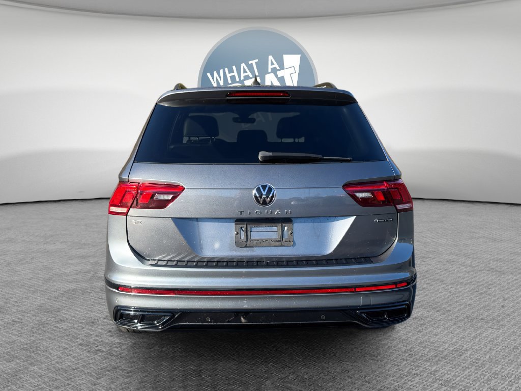 Used 2022 Volkswagen Tiguan SE R-Line AWD/4WD image 5