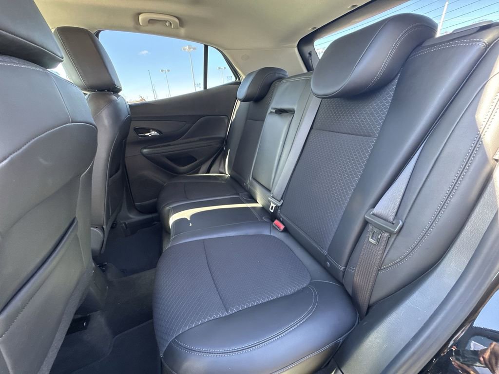 Certified 2022 Buick Encore Preferred image 22