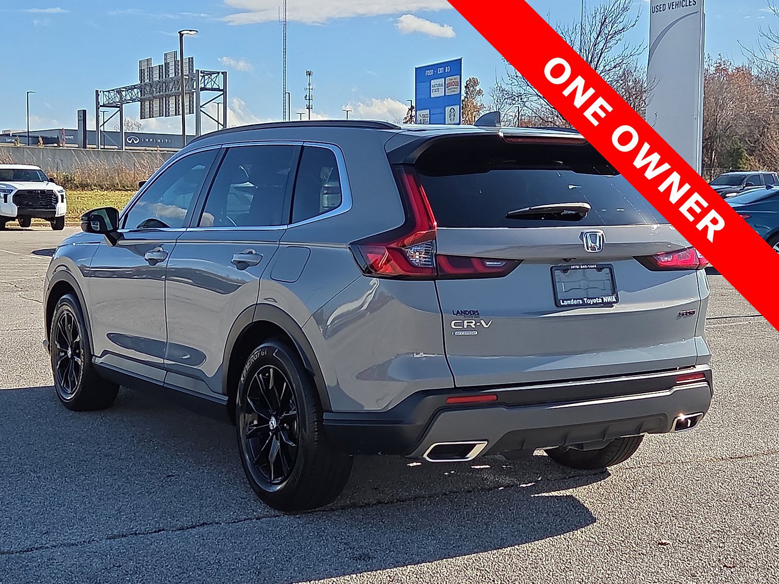 Used 2025 Honda CR-V Sport image 4