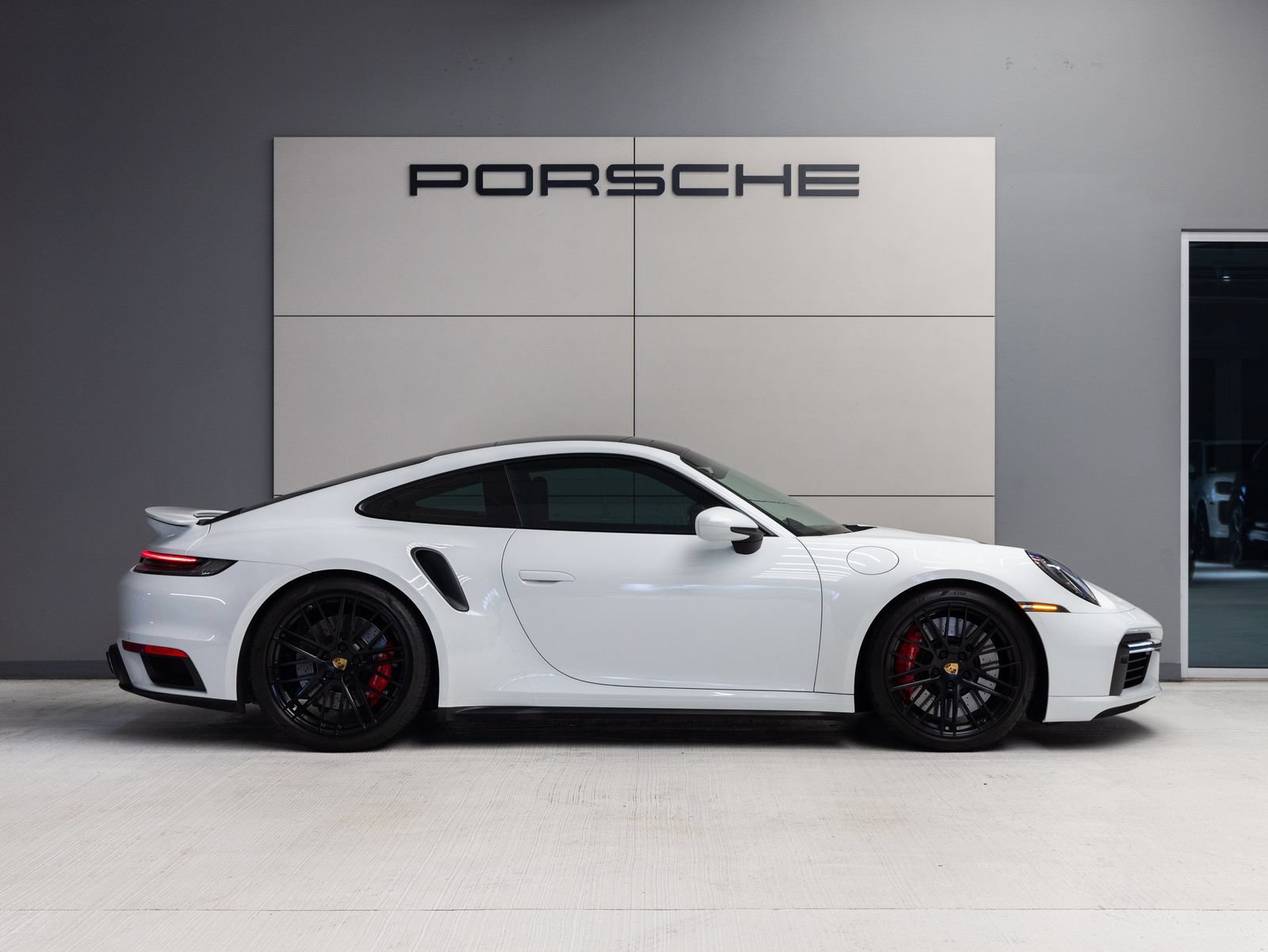 Certified 2021 Porsche 911 Turbo AWD/4WD image 8