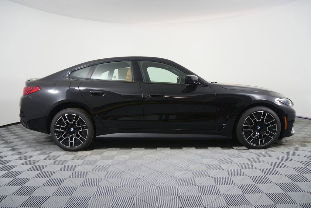 New 2026 BMW i4 eDrive40 w/ M Sport Package RWD image 2
