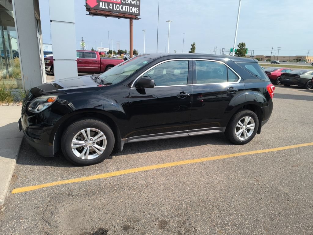 Used 2016 Chevrolet Equinox LS FWD image 4