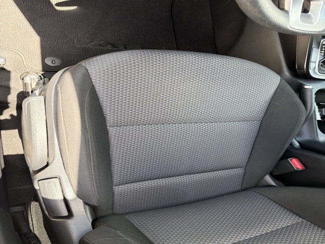 Used 2025 Kia Soul LX w/ LX Technology Package FWD image 9