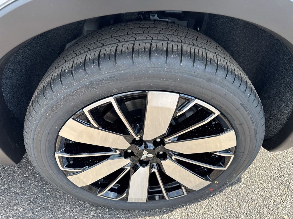 New 2026 Mitsubishi Outlander SEL FWD image 49