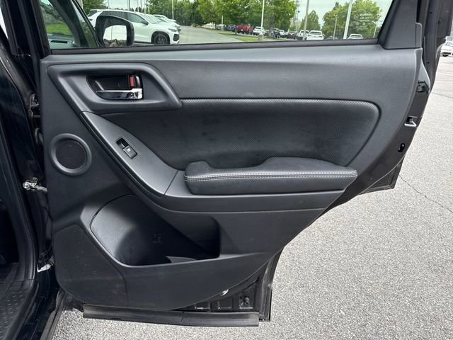 Used 2017 Subaru Forester 2.5i Limited AWD/4WD image 13