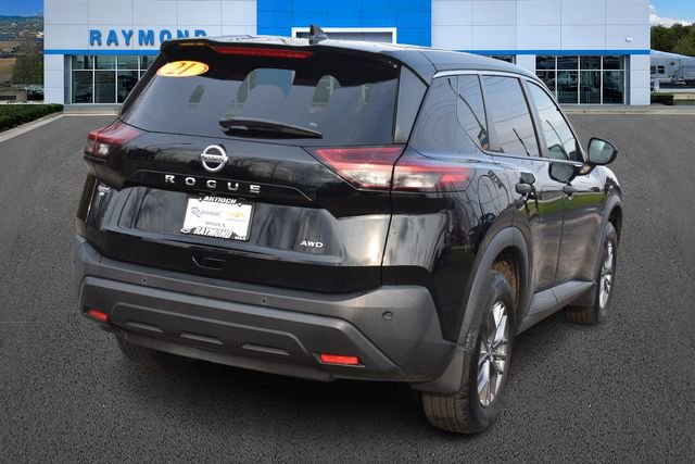 Used 2021 Nissan Rogue S image 3
