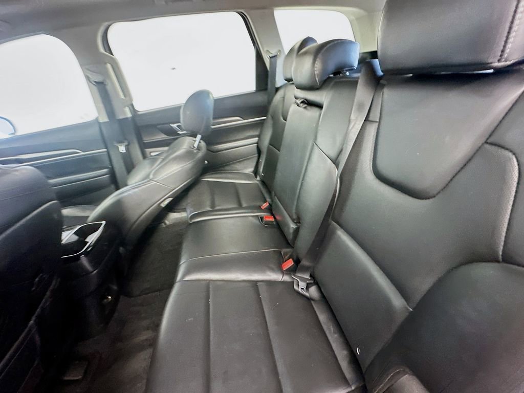 Used 2020 Kia Telluride S w/ S 8 Passenger Seating Package image 24
