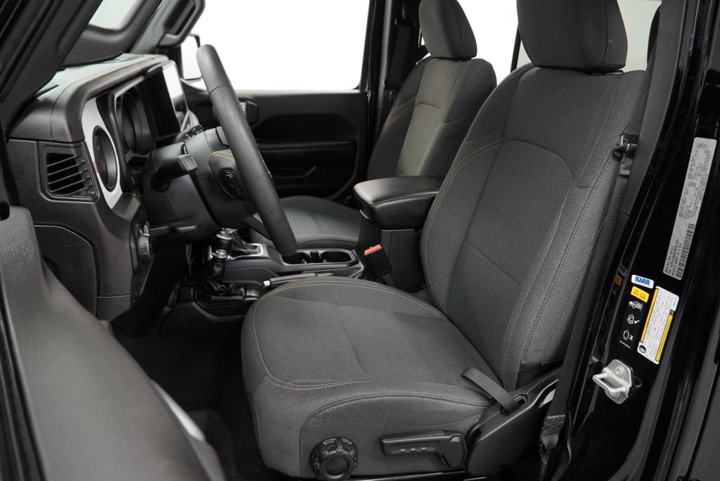 Certified 2024 Jeep Wrangler Unlimited Sport AWD/4WD image 4