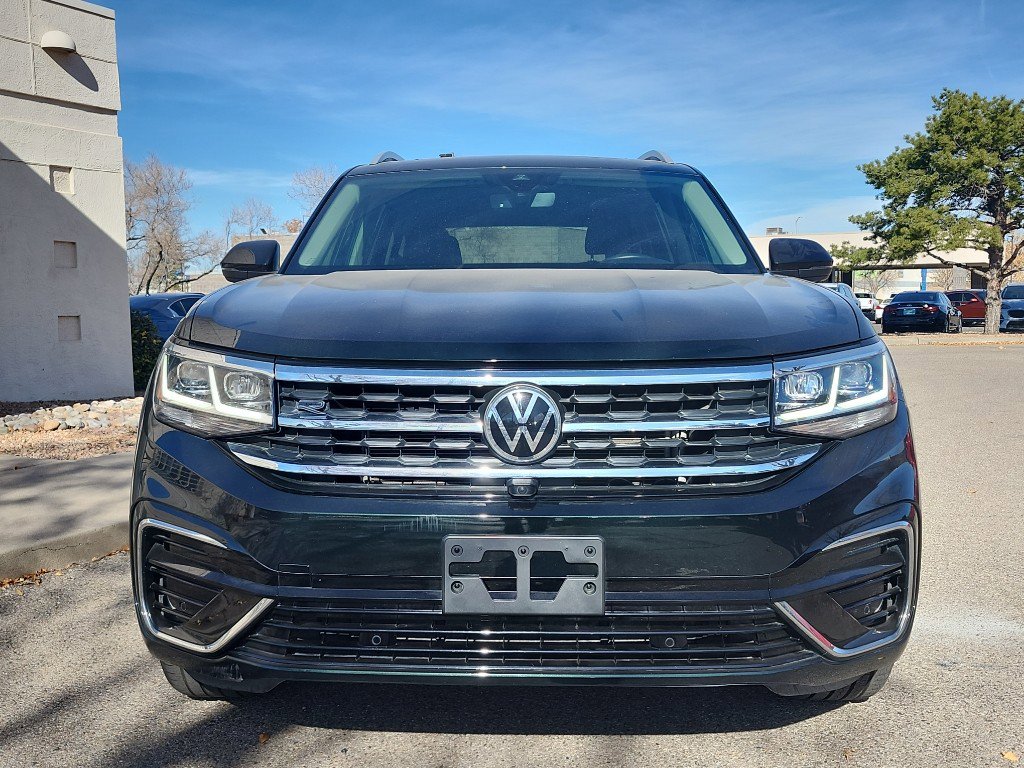 Used 2022 Volkswagen Atlas SEL Premium image 2