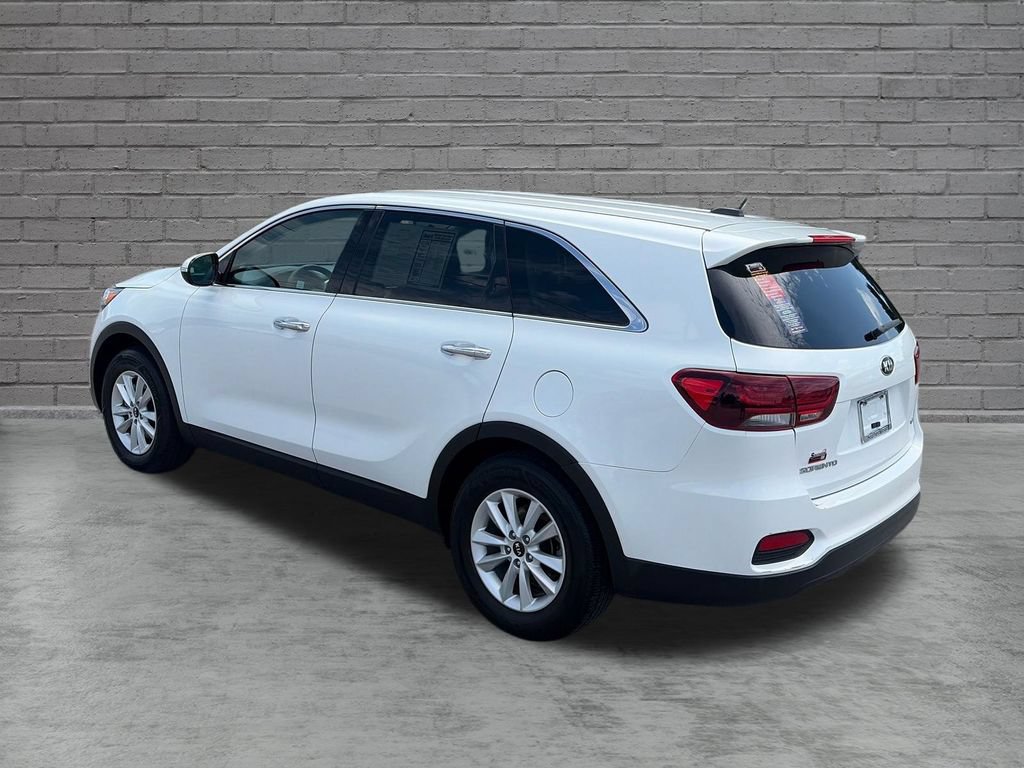 Used 2020 Kia Sorento L FWD image 4