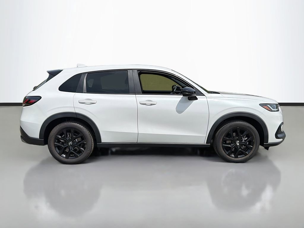Used 2024 Honda HR-V Sport image 4