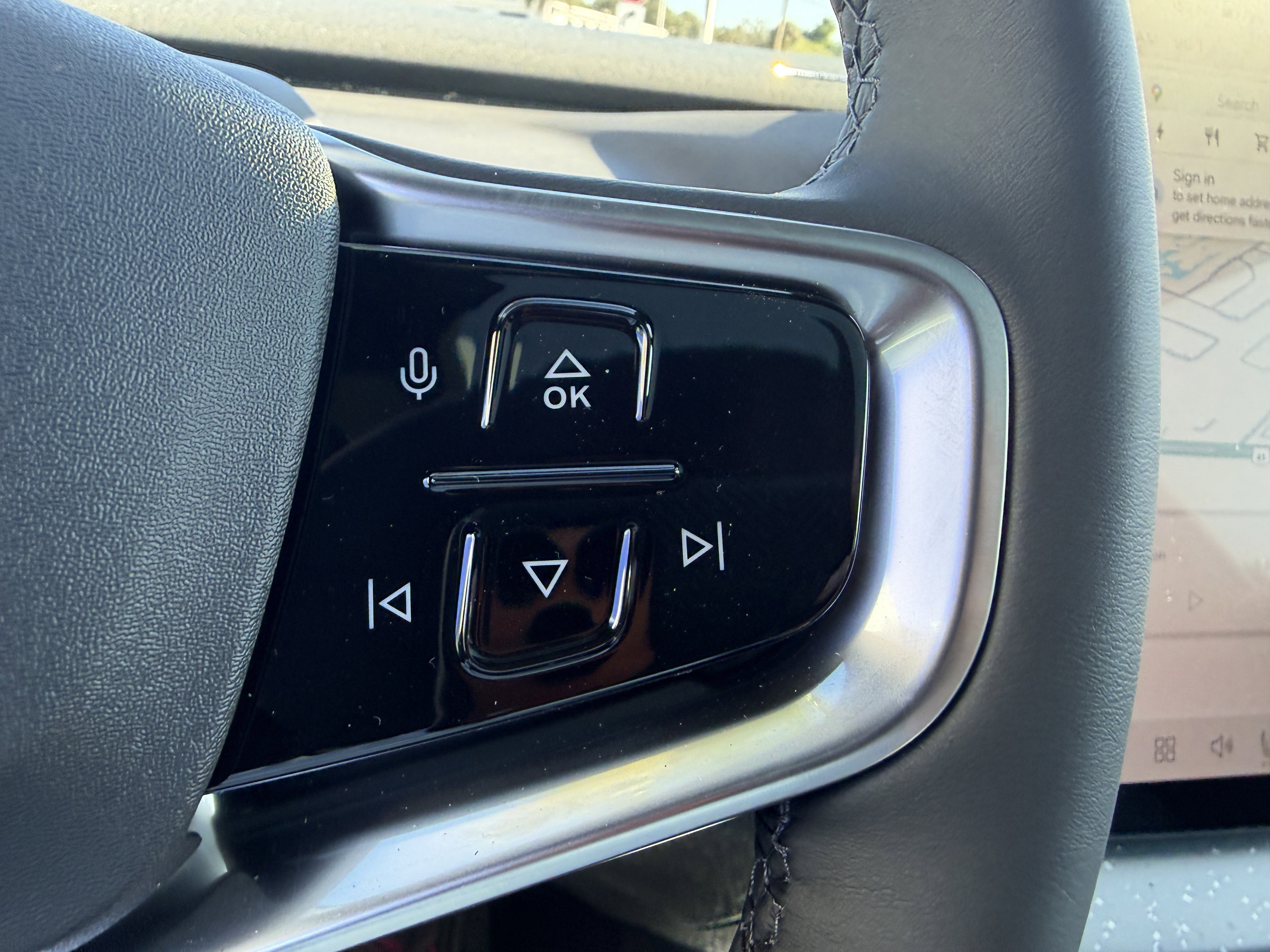 New 2026 Volvo EX30 Ultra image 24