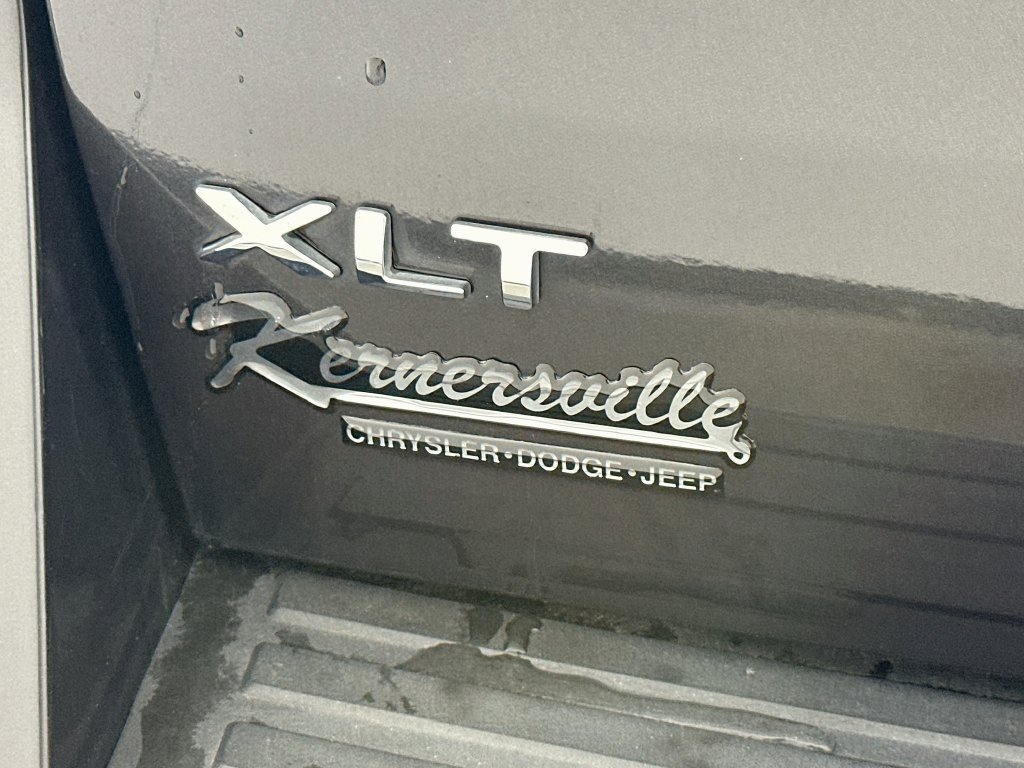Used 2023 Ford Expedition Max XLT AWD/4WD image 37