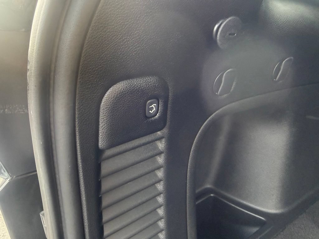 Used 2022 Jeep Grand Cherokee Limited AWD/4WD image 47