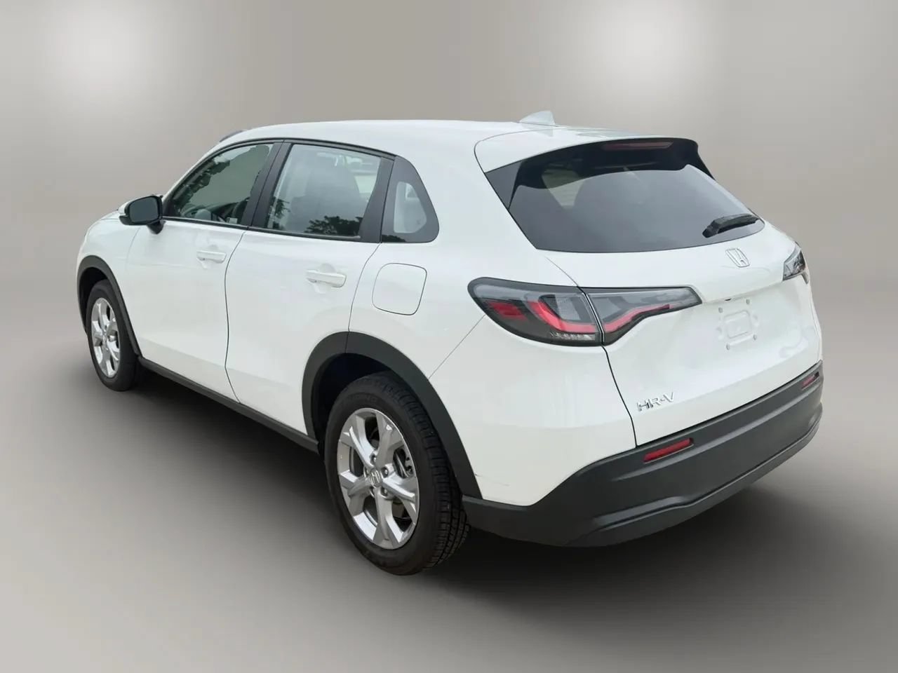 Used 2023 Honda HR-V LX image 6
